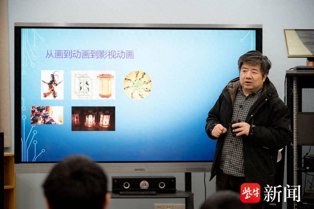 影视技术大揭秘！“艺术普及教育进校园”让学生们的“电影梦”照进现实